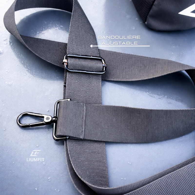 Bandoulière ajustable du sac de sport magnétique LIUMFIT avec boucle de réglage et mousqueton.