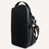 Sac de sport magnétique LIUMFIT noir vue arrière avec bandoulière ajustable.